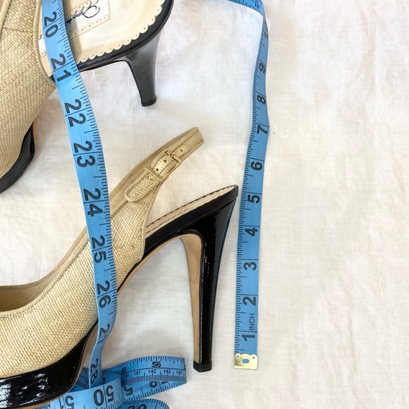 ✨Host Pick✨ Oscar de la Renta Peep Toe Heels - Picture 11 of 15